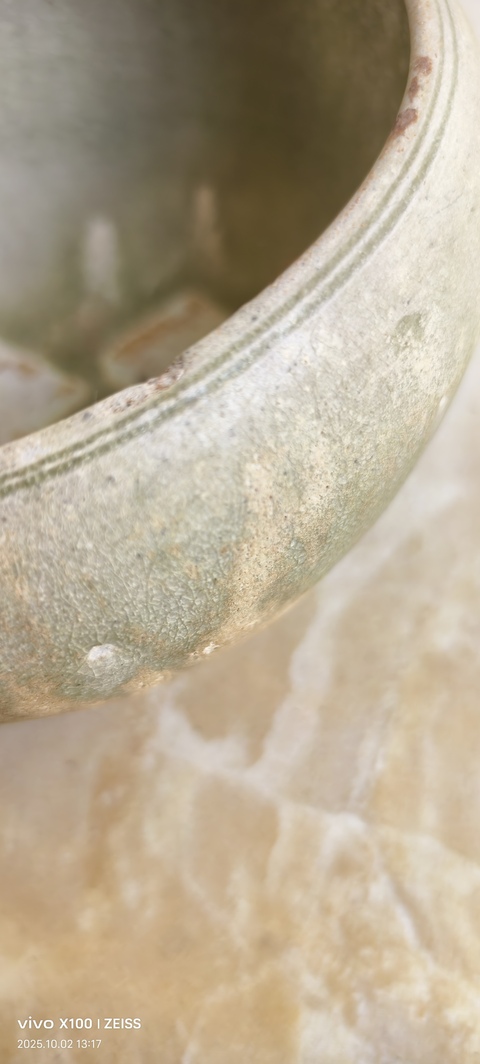 古玩陶瓷隋代青瓷缽真品鑒賞圖