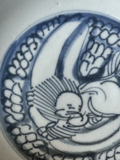 古玩陶瓷獅紋青花盤真品鑒賞圖