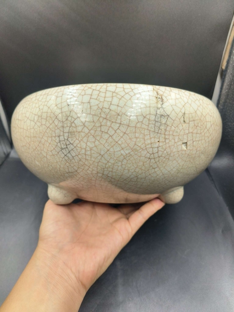 古玩陶瓷乾隆鱔血紅釉三足洗式爐拍賣，當前價格1500元