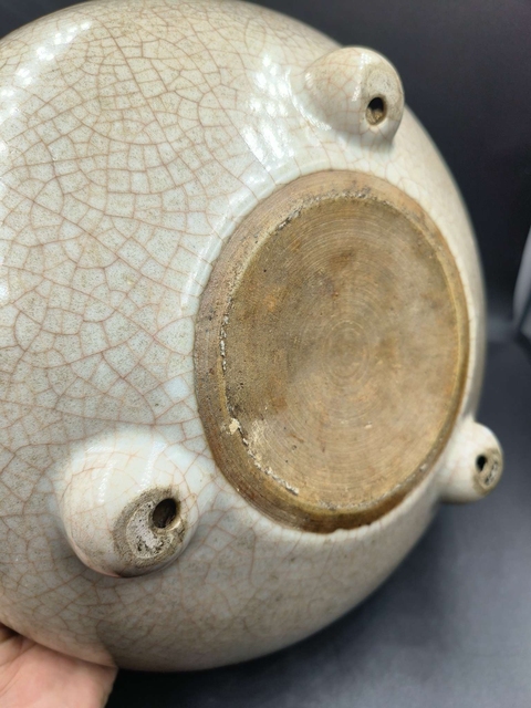 古玩陶瓷乾隆鱔血紅釉三足洗式爐拍賣，當前價格1500元