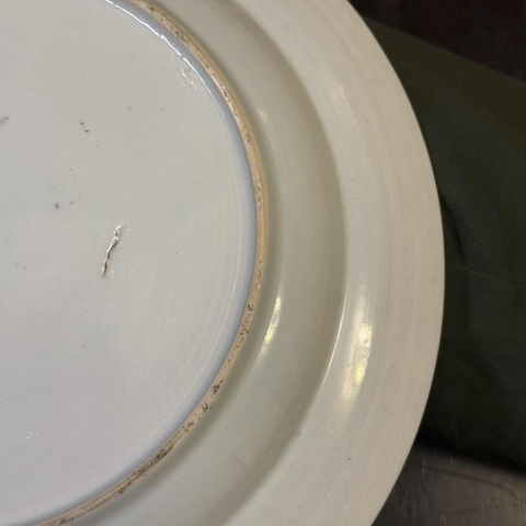 古玩陶瓷樓臺亭閣山水紋青花盤真品鑒賞圖
