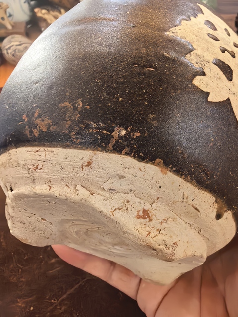 古玩陶瓷吉州窯褐釉貼花香爐真品鑒賞圖