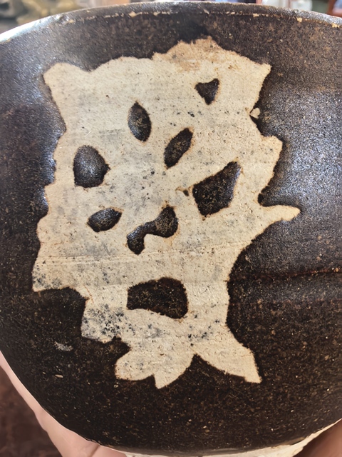 古玩陶瓷吉州窯褐釉貼花香爐真品鑒賞圖