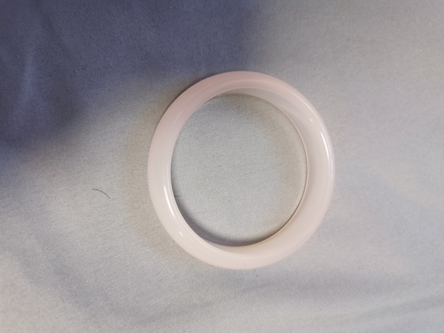 古玩玉器天然玉髓手鐲真品鑒賞圖
