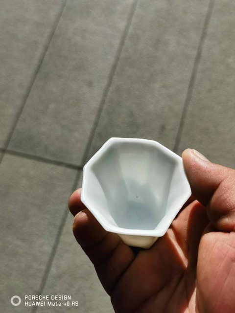 古玩陶瓷德化窯白釉杯真品鑒賞圖