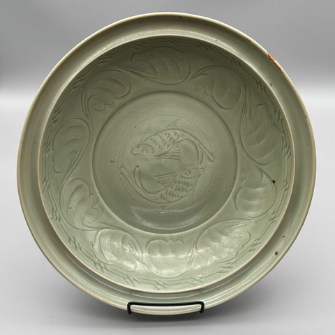 古玩陶瓷龍泉青瓷雙魚盤真品鑒賞圖
