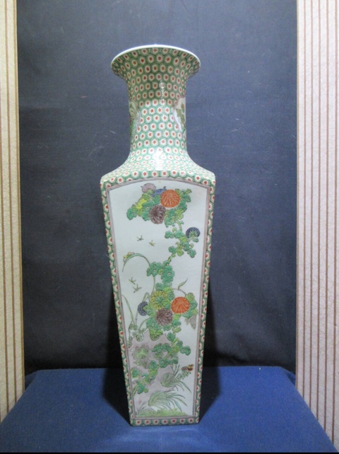 古玩陶瓷天圓地方棒槌瓶真品鑒賞圖
