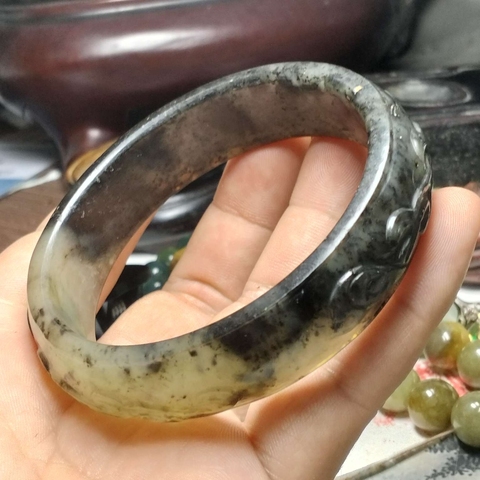古玩玉器岫玉雕“螭龍紋手鐲”真品鑒賞圖