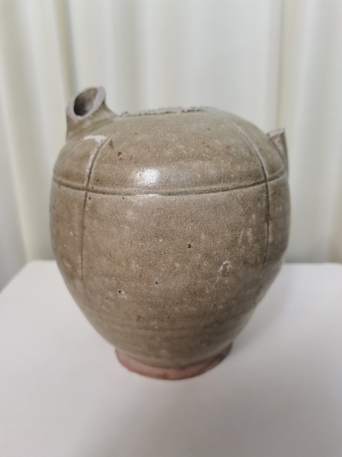 古玩陶瓷岳州窯青釉執壺真品鑒賞圖