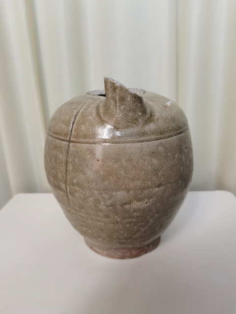 古玩陶瓷岳州窯青釉執壺真品鑒賞圖
