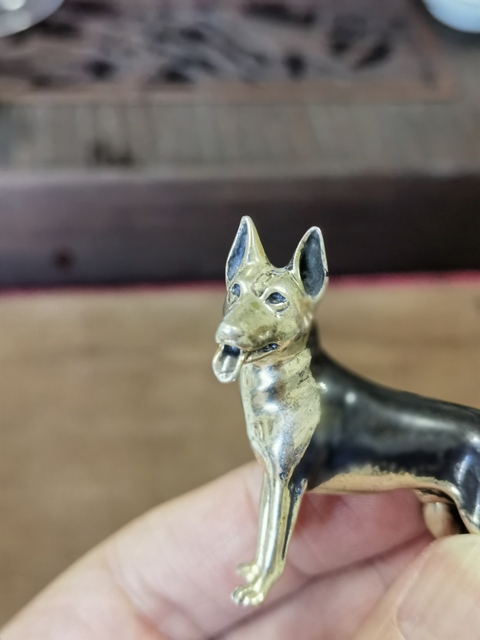 古玩雜項歐洲800銀狗擺件真品鑒賞圖