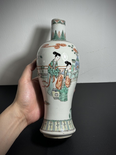古玩陶瓷晚清·五彩“麻姑獻壽圖”人物故事萊菔瓶長頸梅瓶拍賣，當前價格2500元