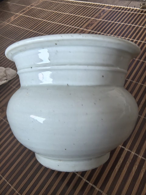 古玩陶瓷白釉渣斗真品鑒賞圖