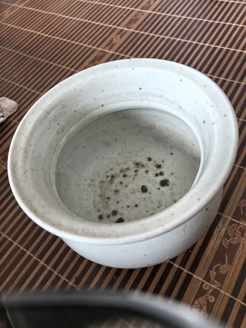 古玩陶瓷白釉渣斗真品鑒賞圖