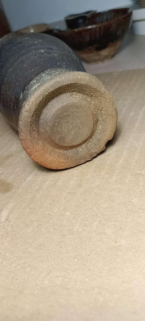 古玩陶瓷吉州窯褐釉貼塑龍紋瓶拍賣，當前價格6500元