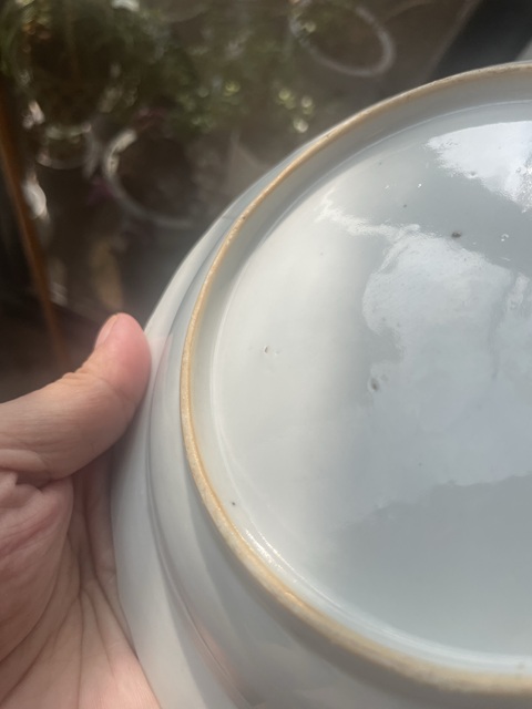 古玩陶瓷粉彩花卉紋花口盤真品鑒賞圖