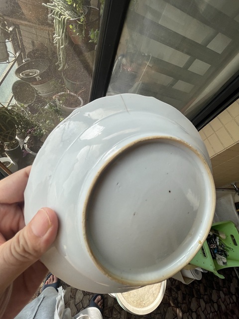 古玩陶瓷粉彩花卉紋花口盤真品鑒賞圖
