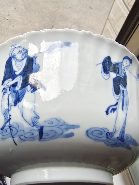 古玩陶瓷青花八仙人物花口碗真品鑒賞圖