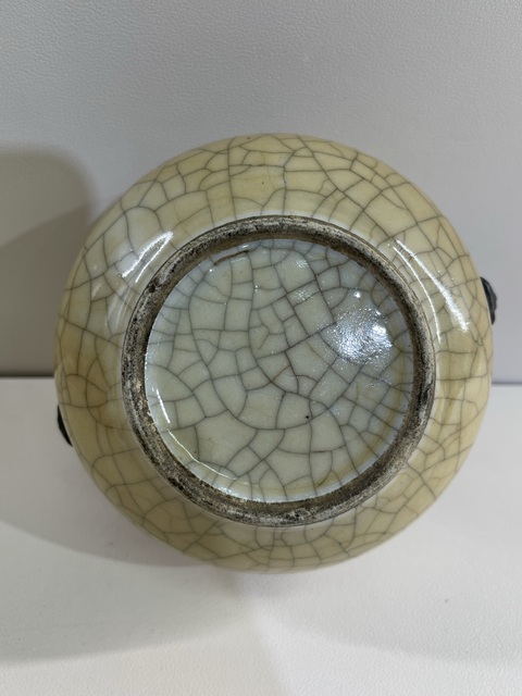 古玩陶瓷哥釉地鐵銹釉雙鋪首香爐真品鑒賞圖