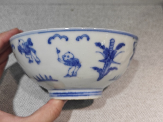 古玩陶瓷青花嬰戲人物紋碗真品鑒賞圖