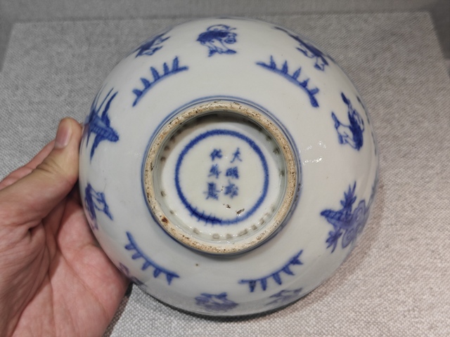 古玩陶瓷青花嬰戲人物紋碗真品鑒賞圖