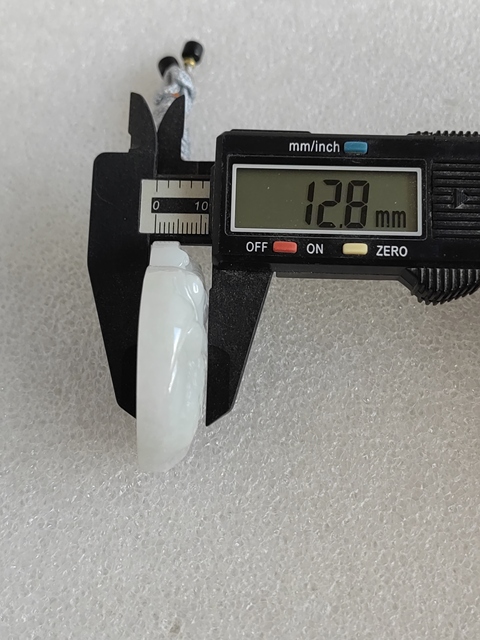 古玩玉器天然翡翠“財神”掛件拍賣，當前價格450元