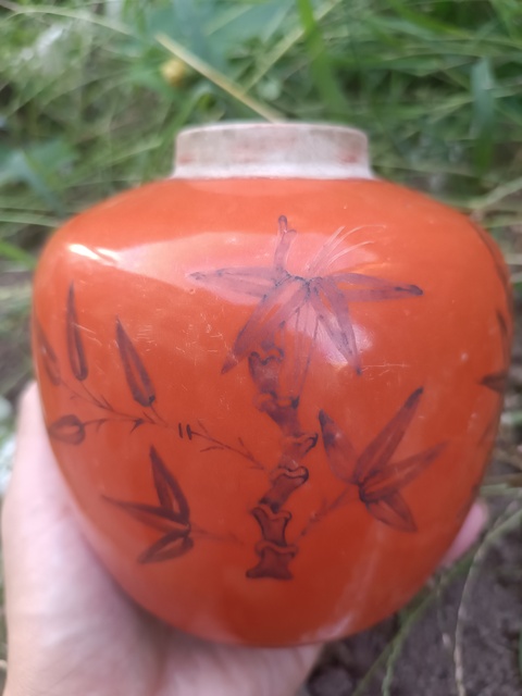 古玩陶瓷晚清珊瑚紅描金罐真品鑒賞圖