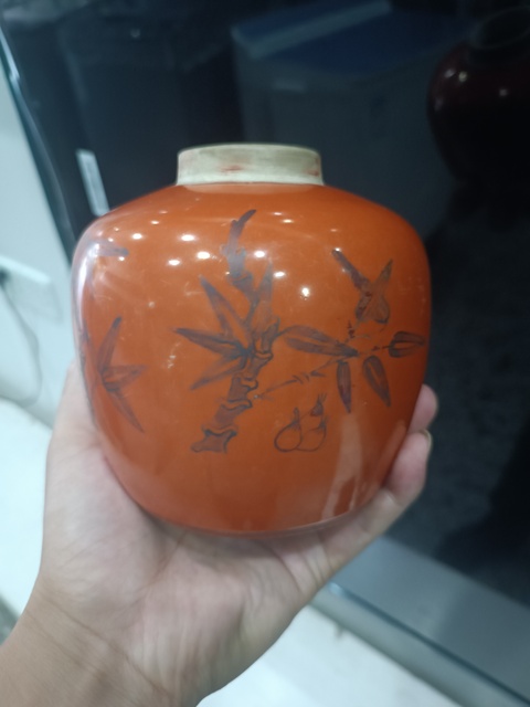 古玩陶瓷晚清珊瑚紅描金罐真品鑒賞圖