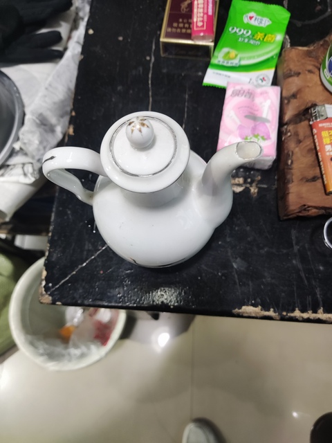 古玩陶瓷蘆雁紋執(zhí)壺真品鑒賞圖