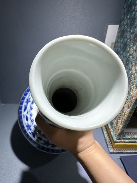 古玩陶瓷明崇禎 青花纏枝花卉紋蒜頭瓶拍賣,當(dāng)前價(jià)格238000元