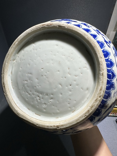 古玩陶瓷明崇禎 青花纏枝花卉紋蒜頭瓶拍賣,當(dāng)前價(jià)格238000元