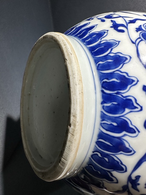 古玩陶瓷明崇禎 青花纏枝花卉紋蒜頭瓶拍賣,當(dāng)前價(jià)格238000元