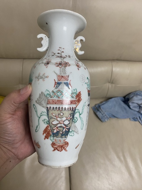 古玩陶瓷民國粉彩博古圖瓶真品鑒賞圖