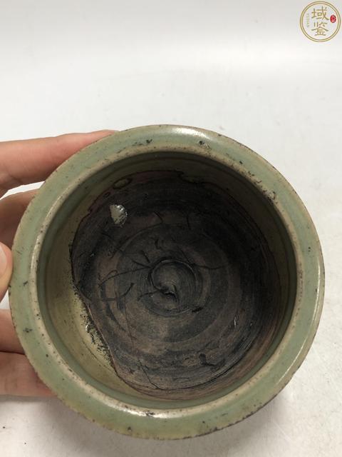 古玩陶瓷元末明初·模印八卦紋香爐拍賣，當前價格5600元