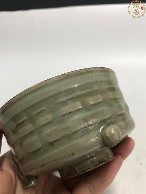 古玩陶瓷元末明初·模印八卦紋香爐拍賣，當前價格5600元