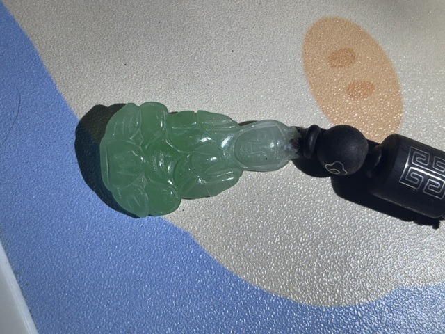 古玩玉器翡翠觀音掛件真品鑒賞圖