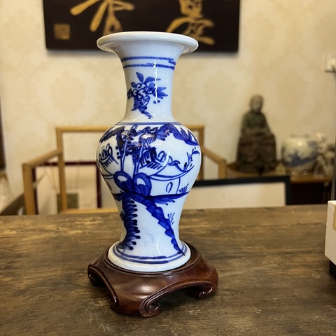 古玩陶瓷清代山水紋青花瓶拍賣，當前價格2500元
