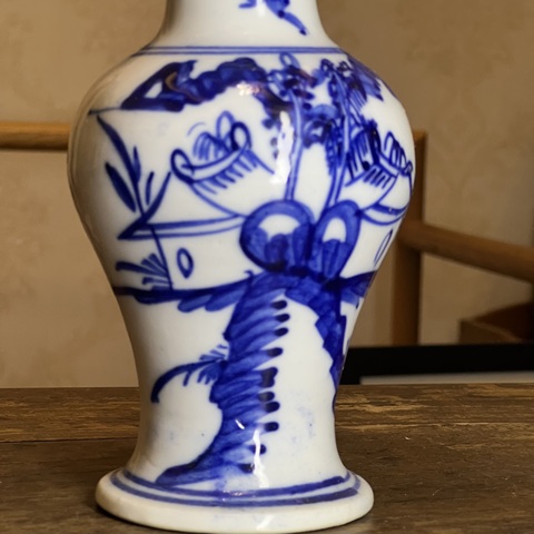 古玩陶瓷清代山水紋青花瓶拍賣，當前價格2500元