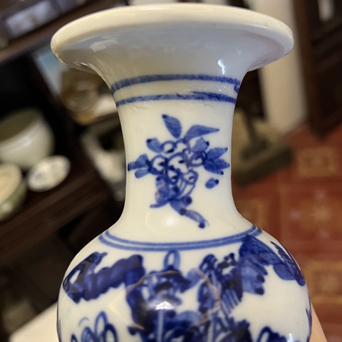 古玩陶瓷清代山水紋青花瓶拍賣，當前價格2500元