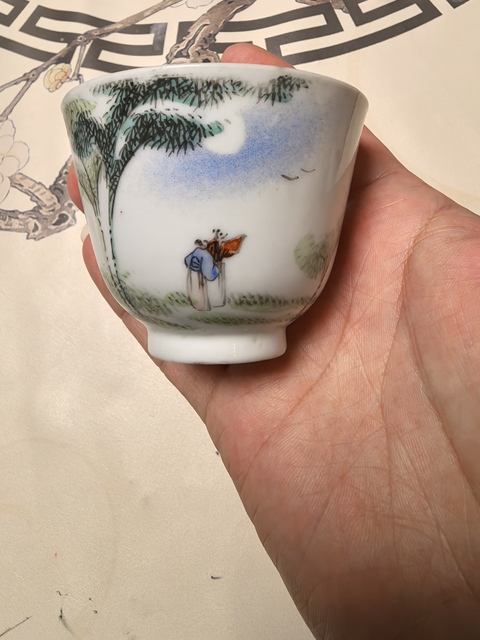 古玩陶瓷淺絳彩人物紋仰鐘杯真品鑒賞圖