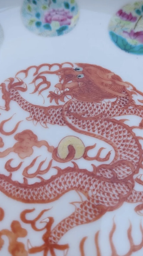 古玩陶瓷粉彩盤真品鑒賞圖