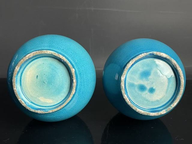 古玩陶瓷孔雀蘭釉膽瓶真品鑒賞圖