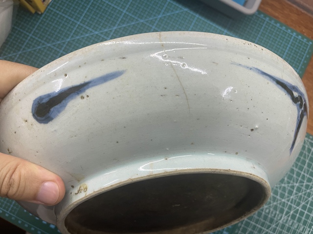 古玩陶瓷青花過(guò)墻龍紋盤(pán)真品鑒賞圖