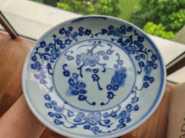 古玩陶瓷青花三多紋盤真品鑒賞圖