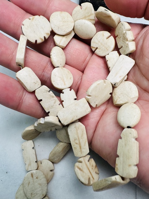 古玩玉器硨磲珠串真品鑒賞圖