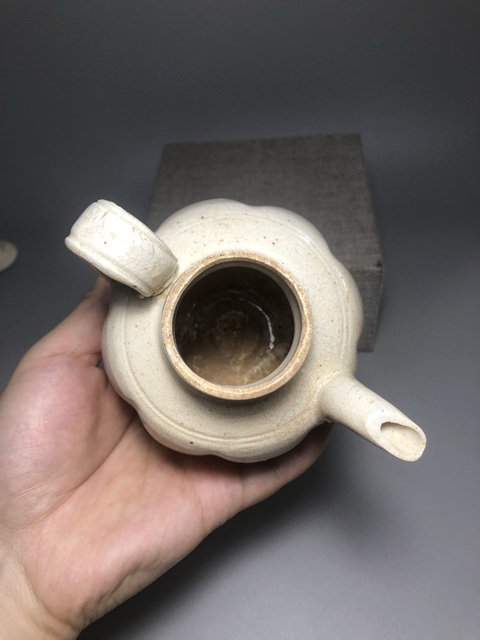 古玩陶瓷青白釉瓜棱執壺真品鑒賞圖