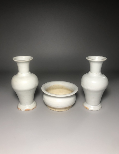 古玩陶瓷明末，德化窯白釉三供拍賣，當(dāng)前價格2000元