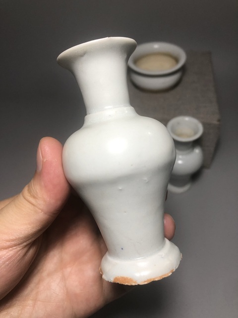 古玩陶瓷明末，德化窯白釉三供拍賣，當(dāng)前價格2000元