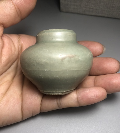 古玩陶瓷龍泉青瓷水盂真品鑒賞圖