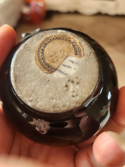 古玩陶瓷黑釉雙耳瓶真品鑒賞圖